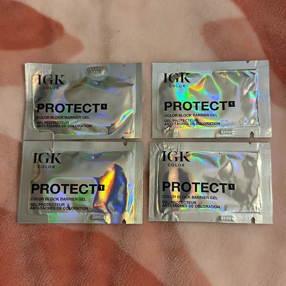 IGK Protect Color Block Barrier Gel Packets